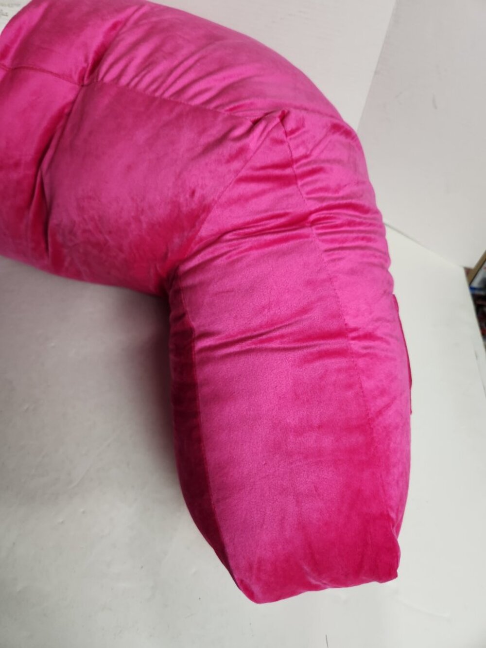 NWT Juicy Couture Home Hot Pink Plush Bed Rest Pillow Backrest w/Phone Pocket - Picture 12 of 16